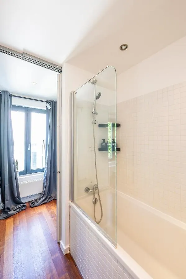 Sensational Studio In Brussels City Fantastic Location Belgien
