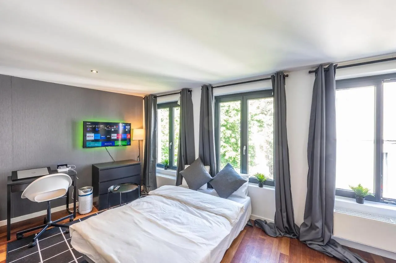 Sensational Studio In Brussels City Fantastic Location Lägenhet